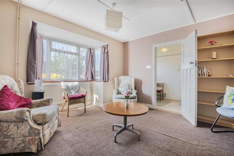 176 Cressingham Road, Reading, RG2 7LW