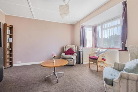 176 Cressingham Road, Reading, RG2 7LW