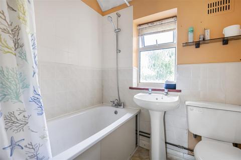 176 Cressingham Road, Reading, RG2 7LW