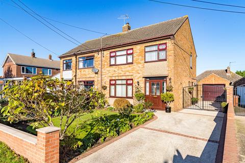 3 bedroom semi-detached house for sale, Brigg Road, Messingham