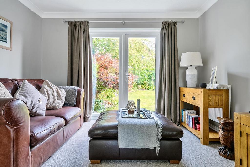 Harebell Way, Devizes 4 bed detached house for sale £465,000