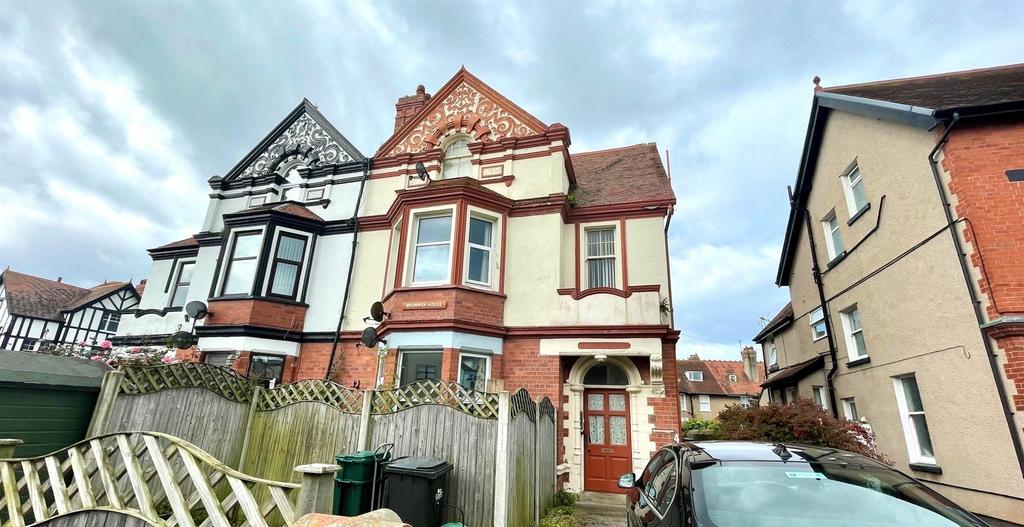 Caroline road 28 flat 2.jpg