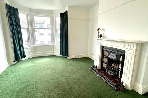 Flat 2, 28 Caroline Road, Llandudno, LL30 2TY