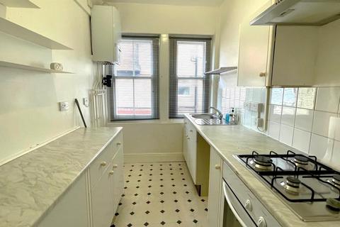 Flat 2, 28 Caroline Road, Llandudno, LL30 2TY