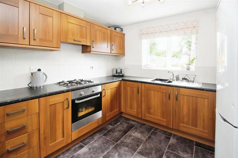 2 Oswin Gardens, Bradford, BD2 1DN