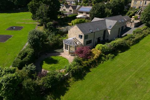 5 bedroom detached house for sale, The Beeches, Leeds Road, Hipperholme, Halifax, HX3 8NH