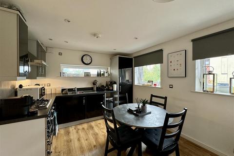 1 bedroom apartment for sale, Allen Close, Swindon SN3