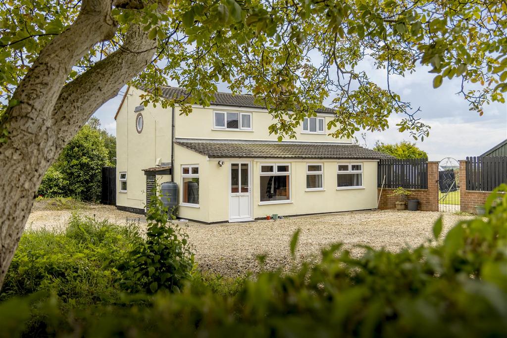 Walnut Cottage (Brothertoft)-3.jpg