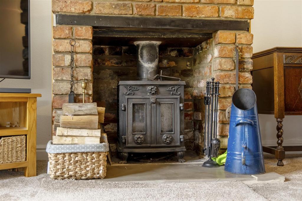 Walnut Cottage (Brothertoft)-16.jpg