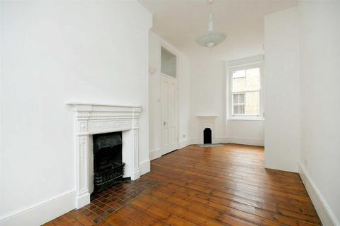 3 bedroom flat for sale, Glyn Mansions, Hammersmith Road, London, W14