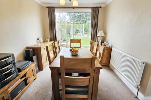 3 bedroom semi-detached house for sale, South Knighton Road, Leicester