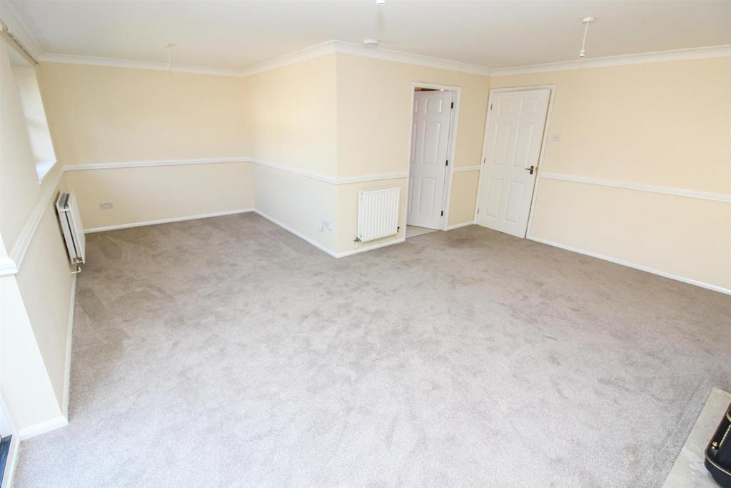 Aspen Court, Weston Rhyn 2 bed detached bungalow for sale £220,000