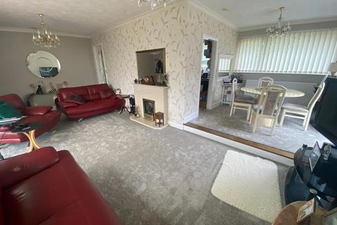 3 bedroom detached bungalow for sale, Pinfold Close, Mirfield