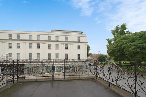 2 bedroom apartment for sale, George House, 1, Parade, Leamington
