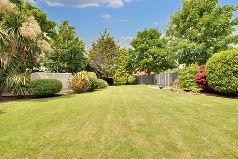 5 bedroom semi-detached house for sale, Nutley Crescent, Goring-By-Sea, Worthing