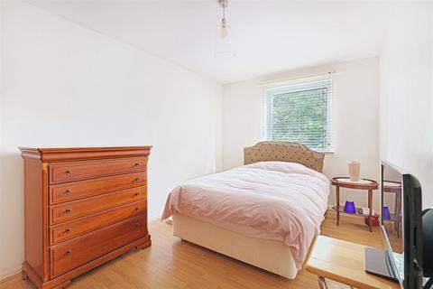 4 bedroom house for sale, Yorkshire Close, N16