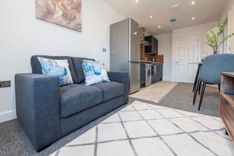 1 bedroom apartment to rent, Flat 13, Bridgegate Residence
