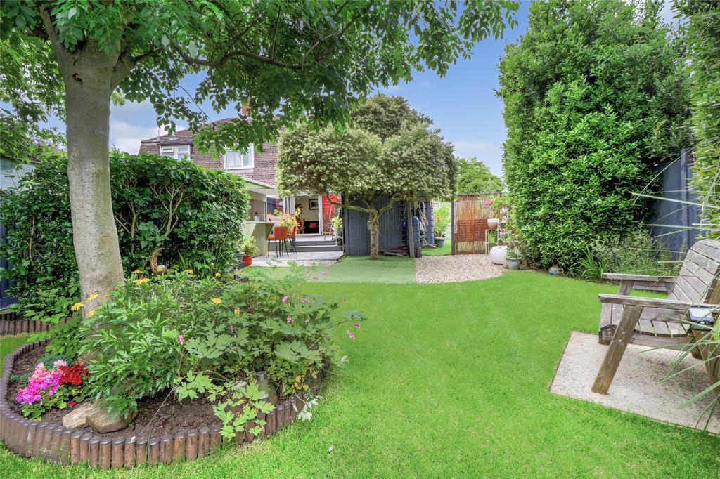Vicarage Road, Carhampton, Minehead... 3 bed semidetached house for