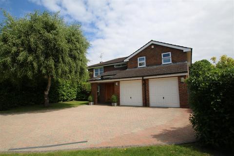 4 bedroom detached house for sale, Ashlands, Ford