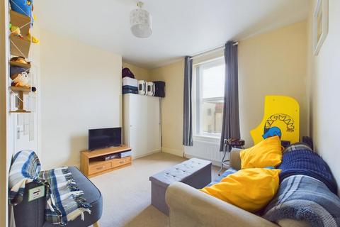 2 bedroom flat for sale, Spa Road, Gloucester