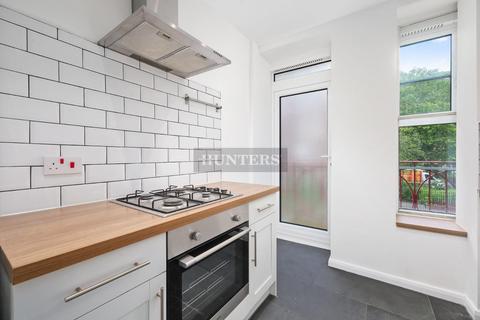 3 bedroom apartment to rent, Dron House, Adelina Grove, London, E1