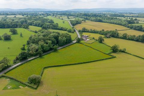 6 bedroom equestrian property for sale, Twining Cottage, Erbistock, Wrexham, LL13 0DE