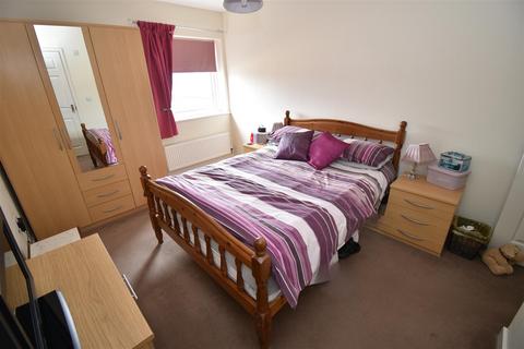 2 bedroom flat for sale, Kittiwake Drive, Portishead