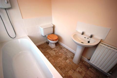 3 bedroom terraced house to rent, Edwin Street, Boston