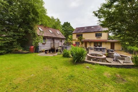 3 bedroom detached house for sale, Betws, Ammanford