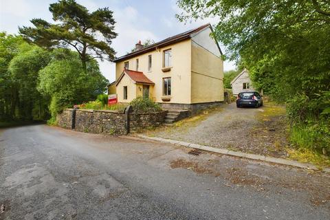 3 bedroom detached house for sale, Betws, Ammanford