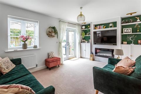 3 bedroom end of terrace house for sale, Canville Rise, Westerham