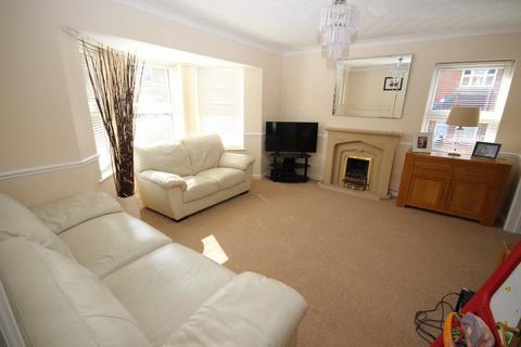 3 bedroom house to rent, 3 bedrooms - Billericay