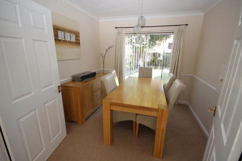 3 bedroom house to rent, 3 bedrooms - Billericay