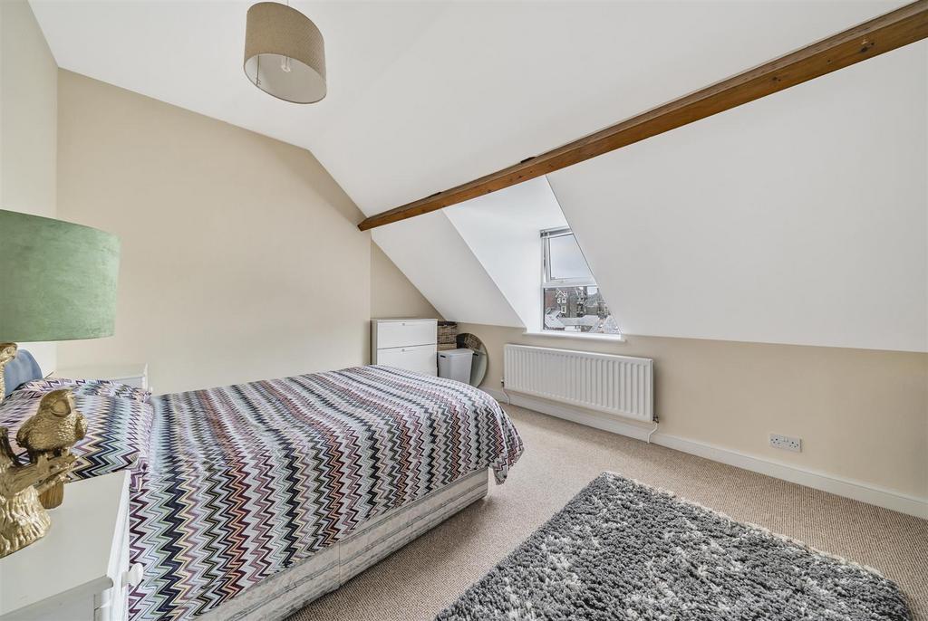 Bedroom 4.jpg