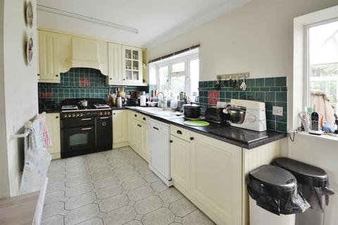 3 bedroom detached bungalow for sale, Ryhall Road, Great Casterton, Stamford