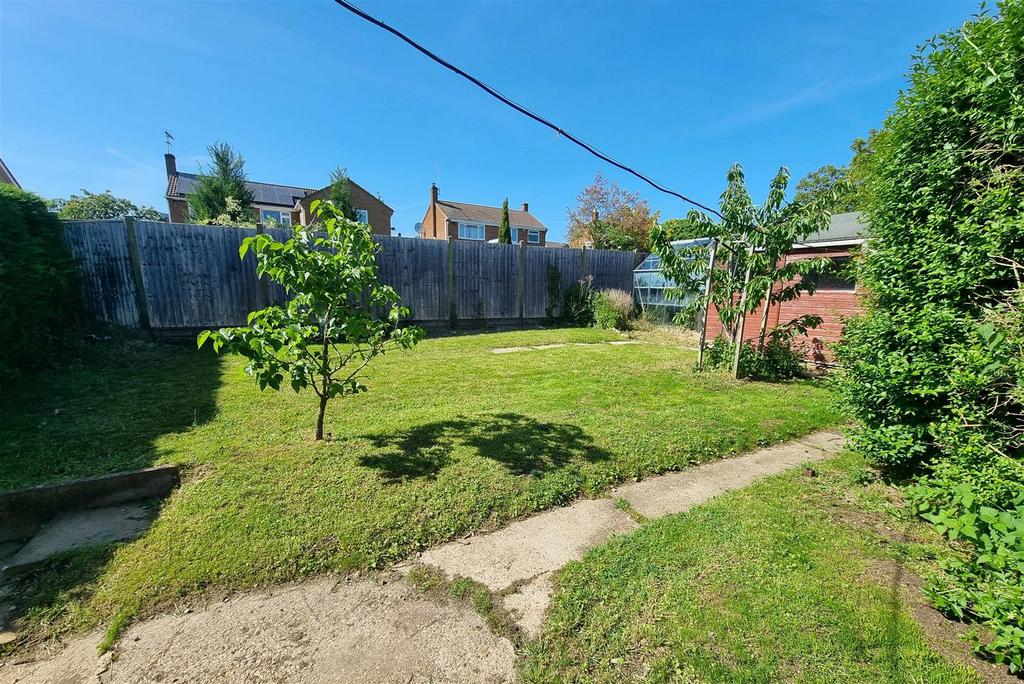 Rear Garden ii.jpg