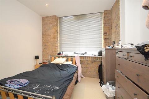 1 bedroom apartment to rent, Thrawl Street, London, E1