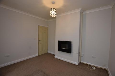 3 bedroom semi-detached house to rent, Hodges Street, Springfield, Wigan, WN6 7JE