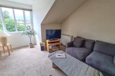 1 bedroom flat for sale, Hampton Court, 57 Lymington Avenue, Leigh On Sea