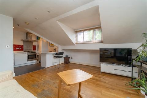 2 bedroom flat for sale, Catterick Road, Didsbury