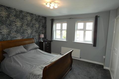 4 bedroom detached house to rent, Hereford Way, Rugeley