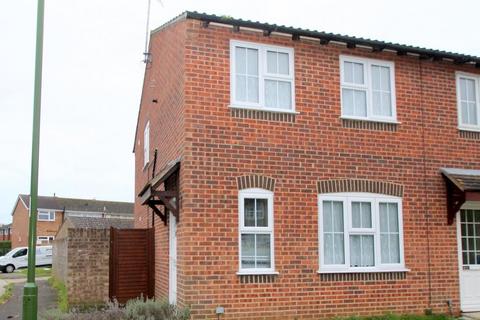 3 bedroom end of terrace house to rent, Wolstenbury Road, Rustington