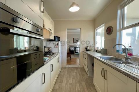 2 bedroom house for sale, Saxon Road, Pakefield, Lowestoft