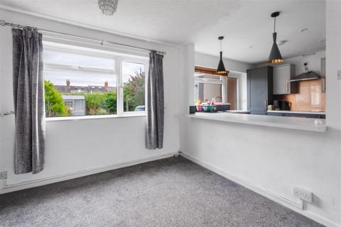 3 bedroom terraced house for sale, Alexandra Road, Evesham