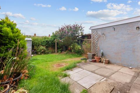 23 Alexandra Road, Evesham, WR11 2QQ
