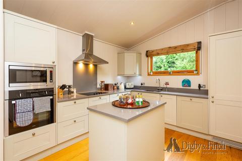 3 bedroom house for sale, The Avenue, Exton