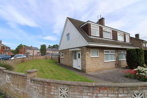 3 bedroom semi-detached house for sale, Shearwater Avenue, Darlington