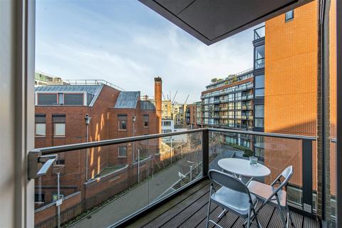 2 bedroom flat to rent, Hirst Court, Grosvenor Waterside, 20 Gatliff Road, London, SW1W