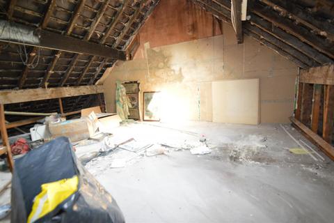 14 Avondale, Chirk, Wrexham, LL14 5DE