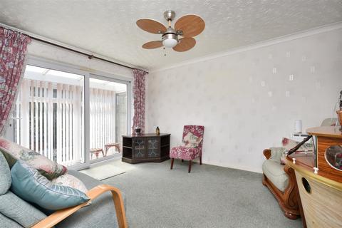 2 bedroom semi-detached bungalow for sale, Hillside Crescent, Corby NN17